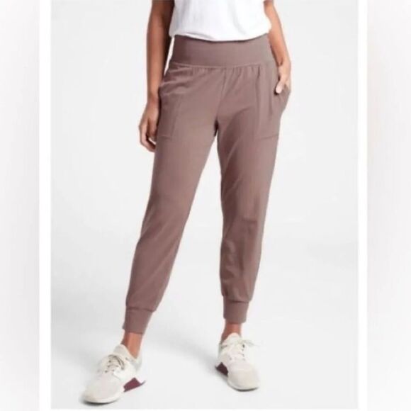 ATHLETA Salutation Joggers Dusty Rose Size Large - Picture 10 of 10